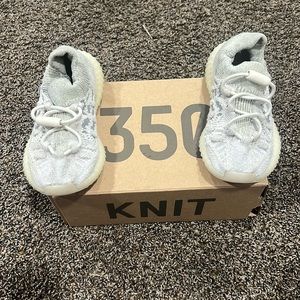 Yeezy 350 v2 CMPCT infant
